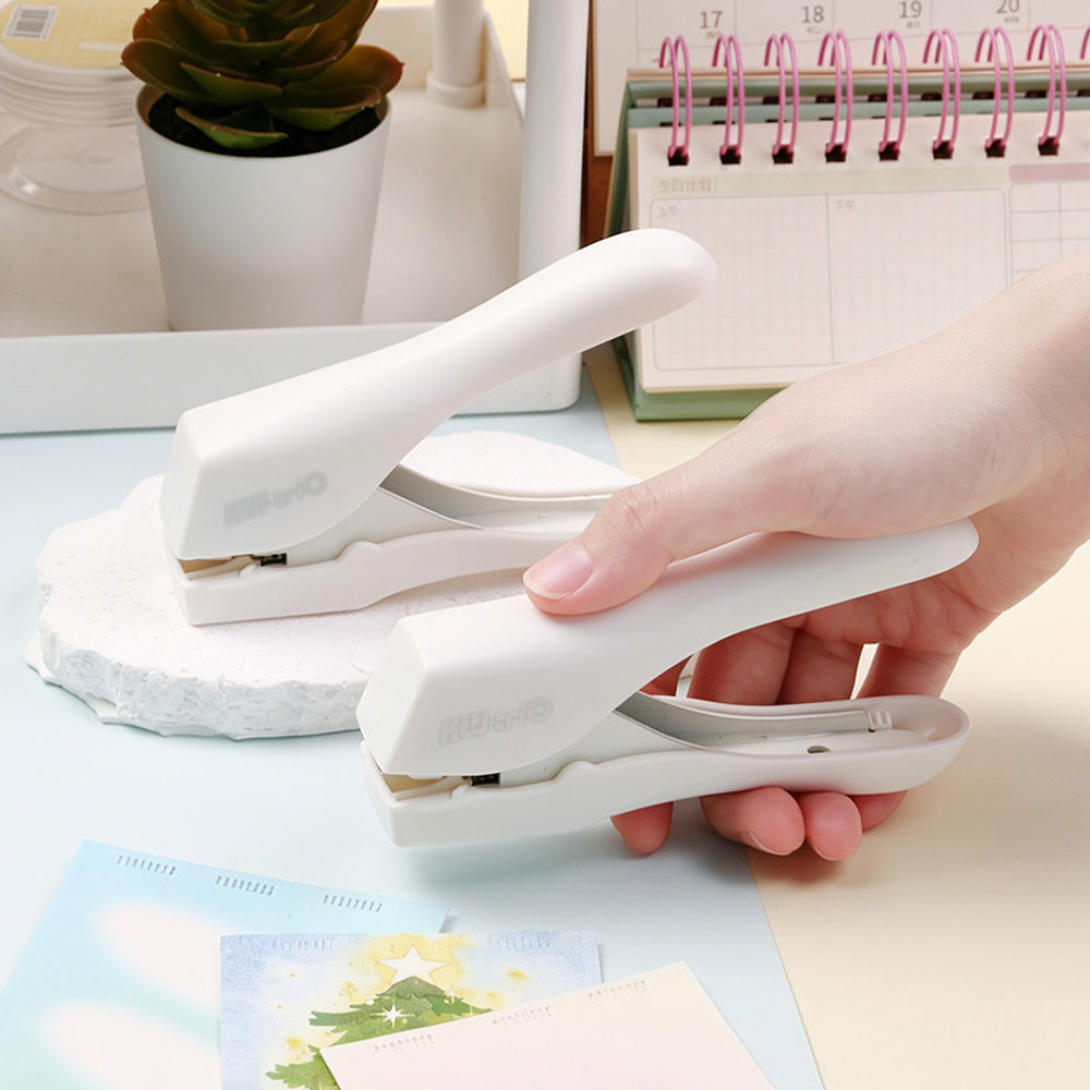 Stapler Heavy Duty - 針なし折り目付けステープラー1パック、紙綴じツール、一度に4枚の紙を印刷可能、書類の綴じに使用